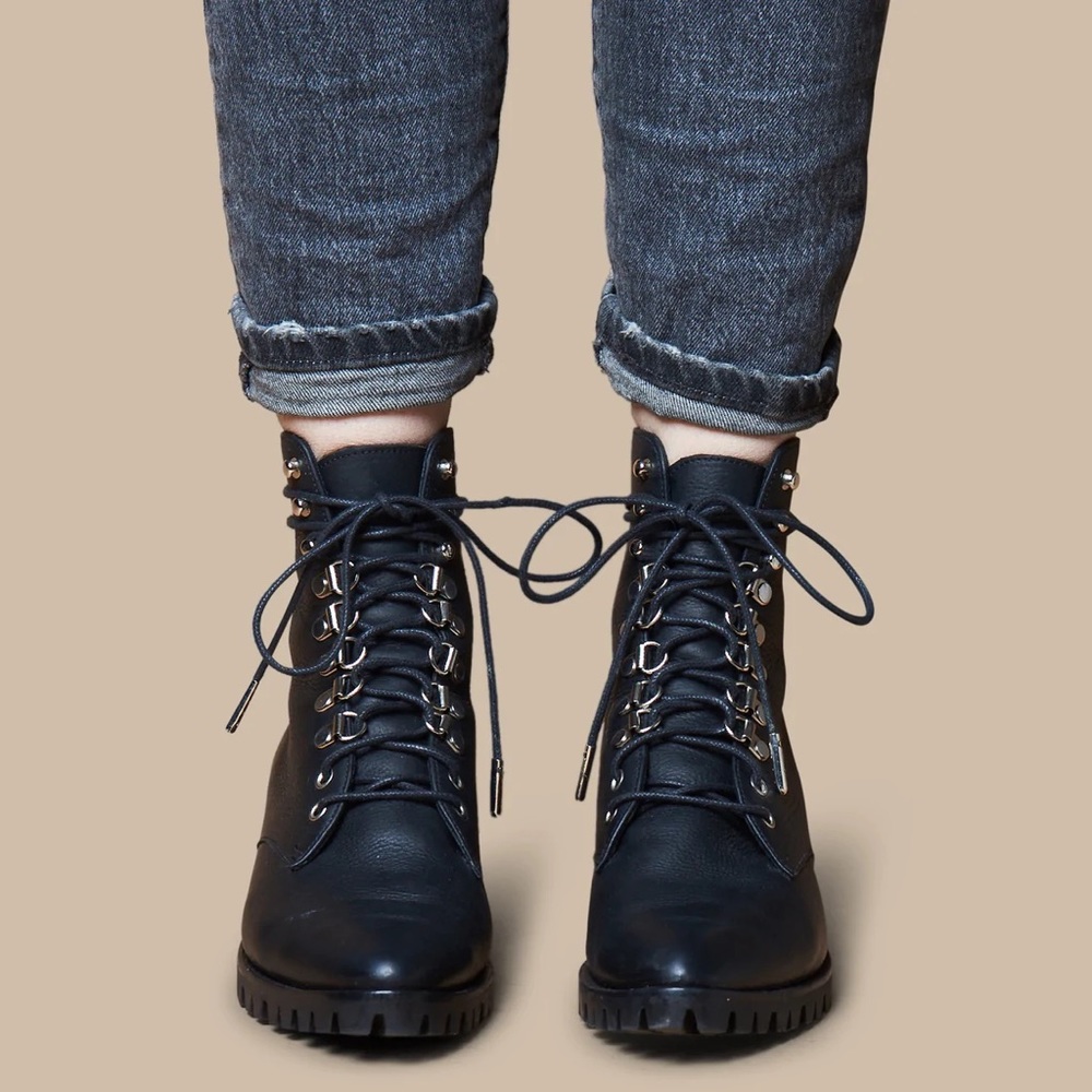 BH&BR VERMONT IN BLACK BOOTS